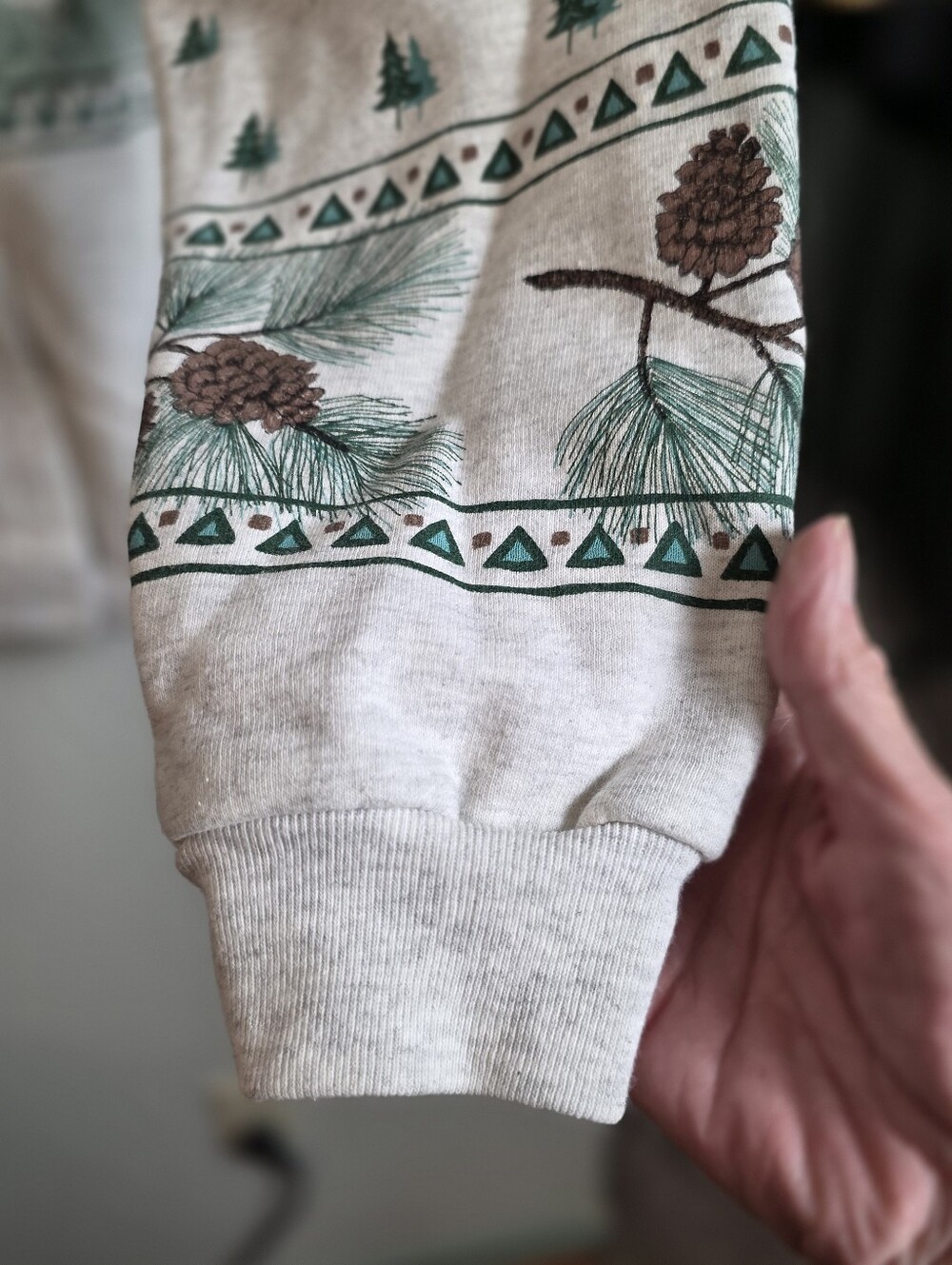 Artisans Southern Designs Pine Tree Pinecone Cardigan Sweatshirt Jacket Large - Picture 7 of 16